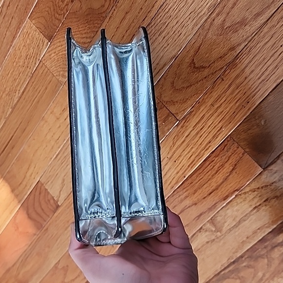 Tory Burch Metallic Mini - Picture 4 of 9